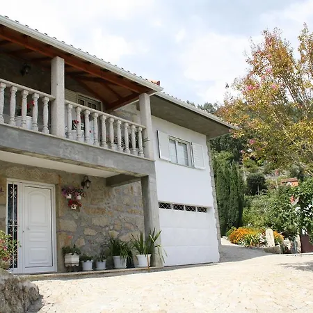 Casa de hóspedes Castelo Dos Sonhos Valadares (Viseu)