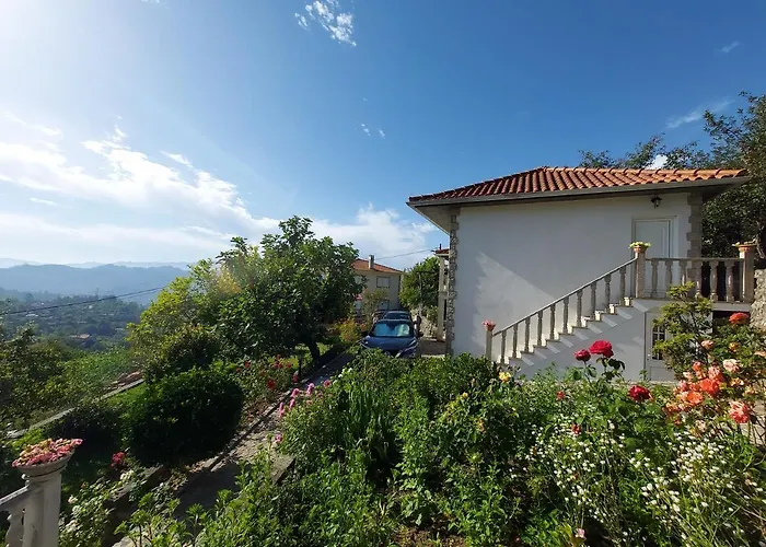 Castelo Dos Sonhos Valadares (Viseu)