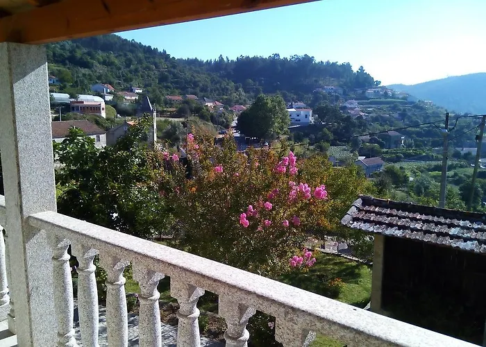 Konukevi Castelo Dos Sonhos Valadares (Viseu)